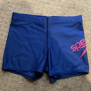 Speedo PowerFLEX Eco men’s swim suit size M solid navy with red logo. New w/tags